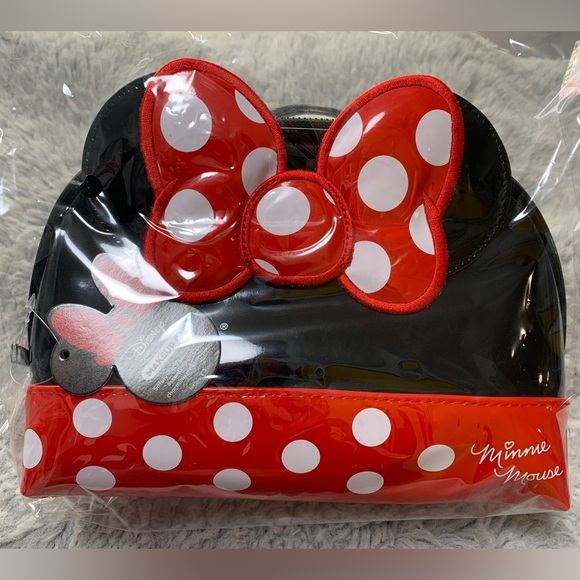 The Crème Shop x Disney Minnie Mouse Dome Travel Pouch - Picture 2 of 5